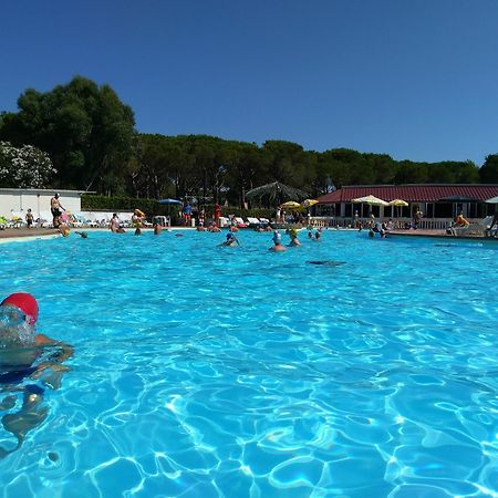Camping Arcobaleno Marina Di Bibbona Kültér fotó