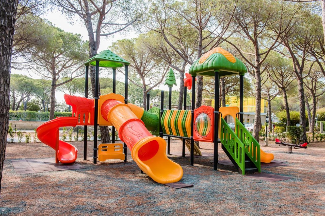 Camping Arcobaleno Marina Di Bibbona Kültér fotó
