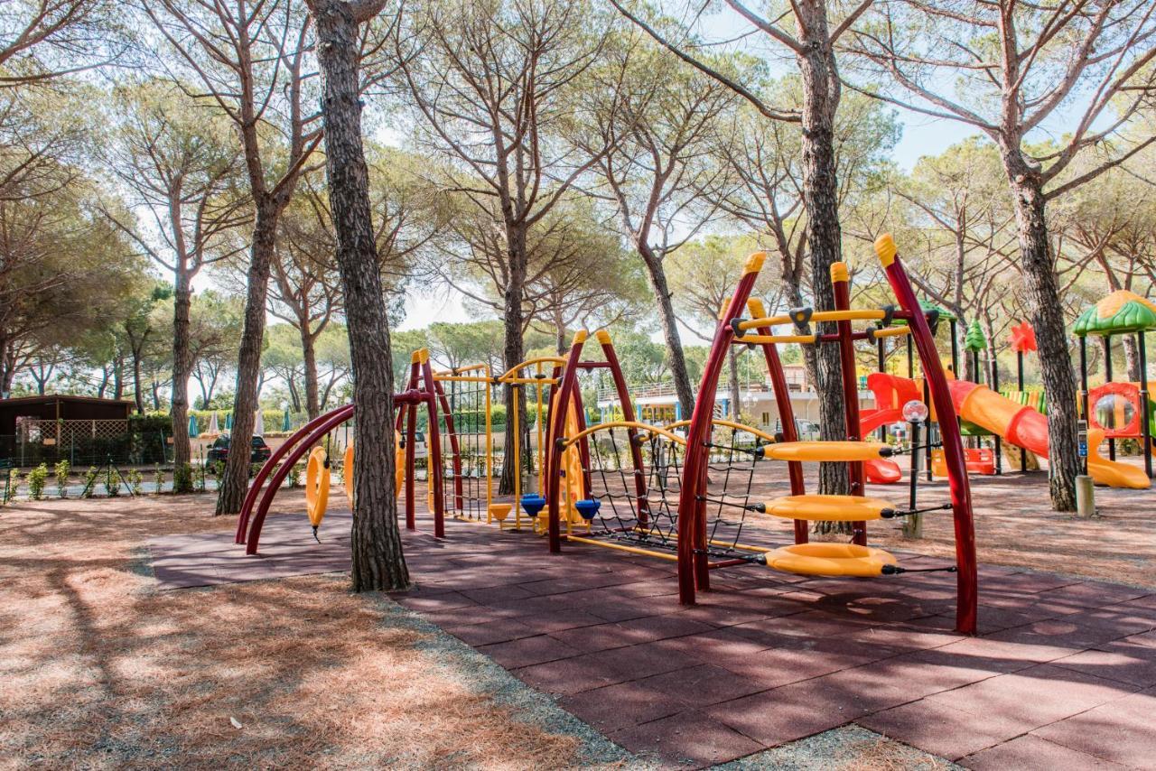Camping Arcobaleno Marina Di Bibbona Kültér fotó